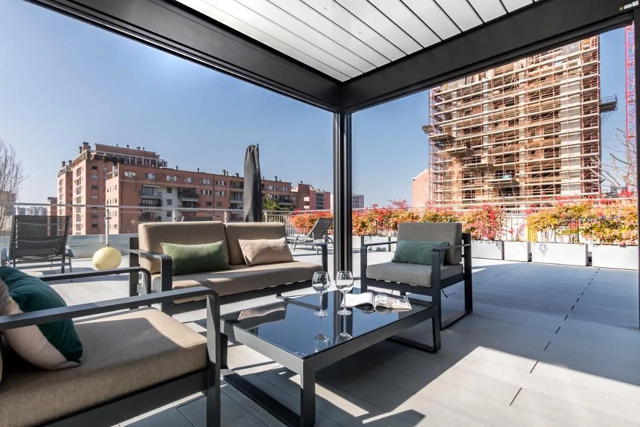 Joivy San Cristoforo - Terrace, Gym & Spa Milan