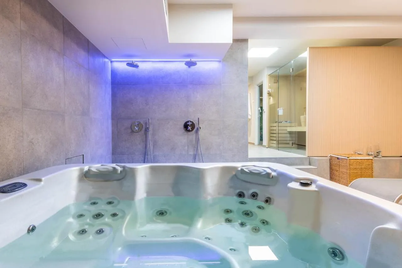 Joivy San Cristoforo - Terrace, Gym & Spa Milan Apartment