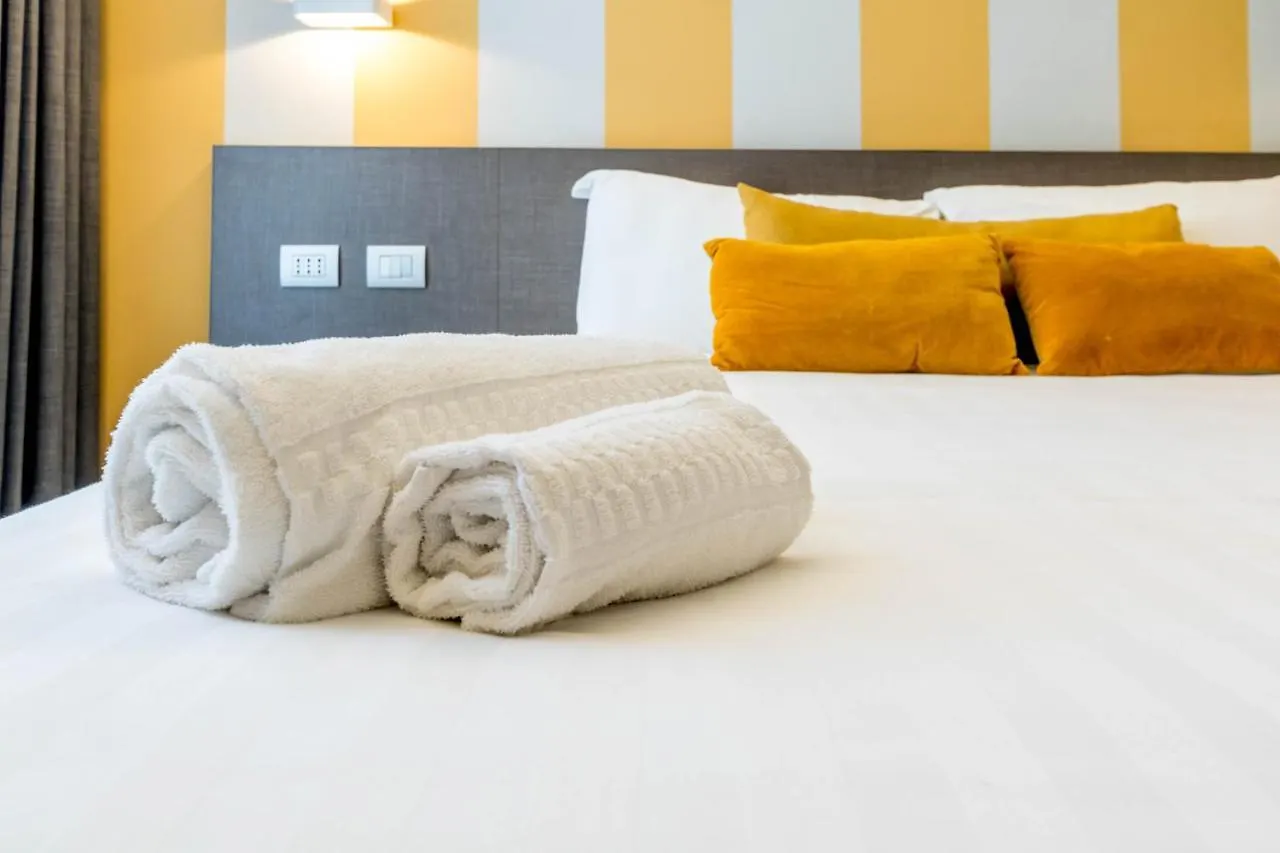 Apartment Joivy San Cristoforo - Terrace, Gym & Spa Milan