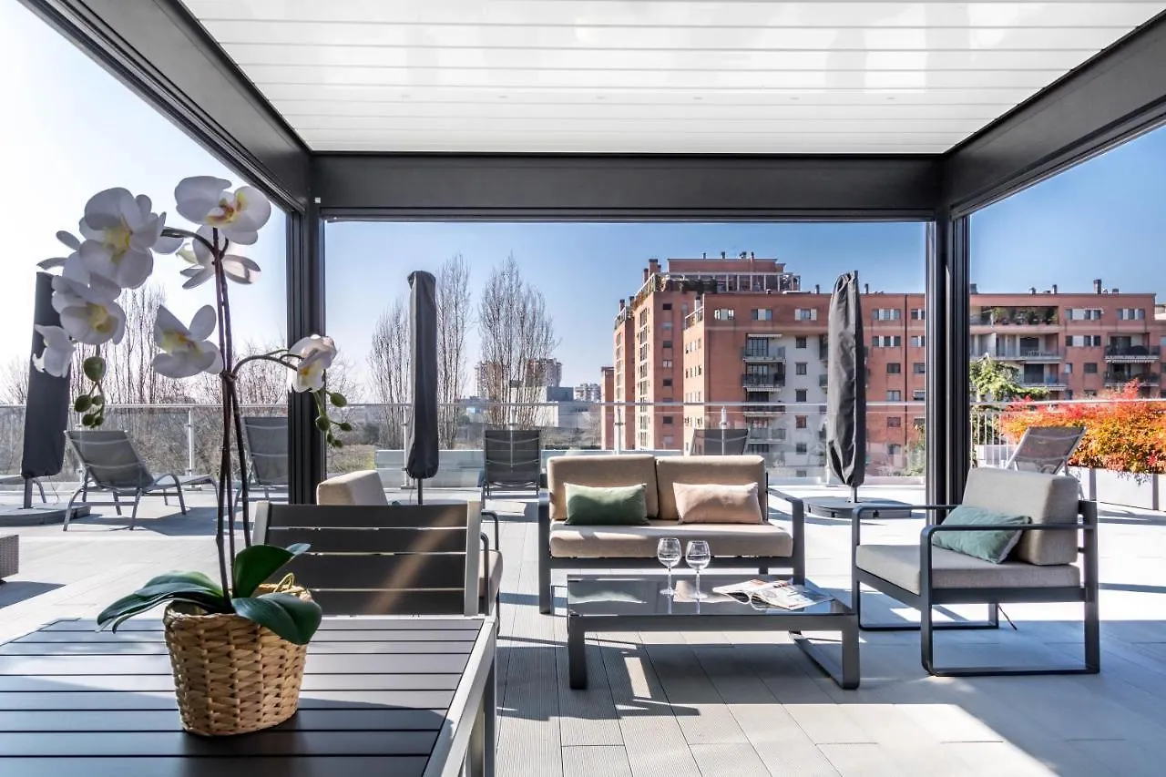 Joivy San Cristoforo - Terrace, Gym & Spa Milan